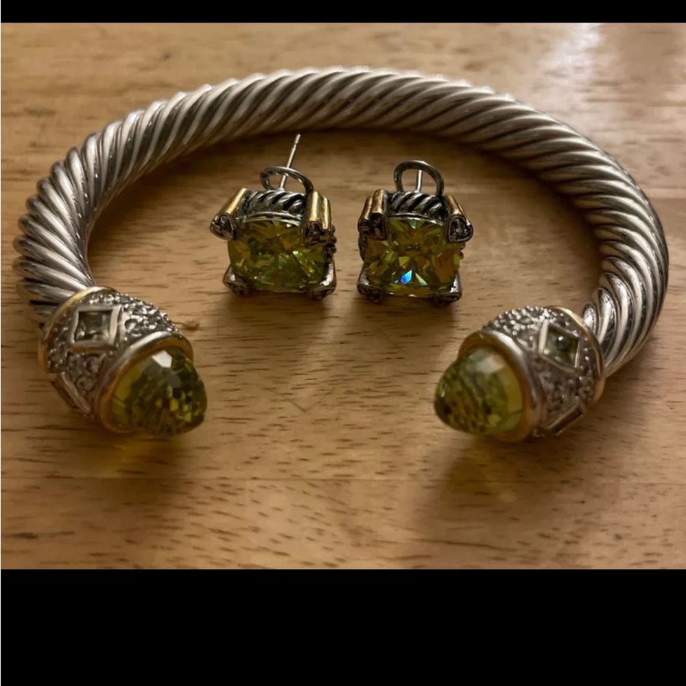 Silver and Green Gemstone Bracelet